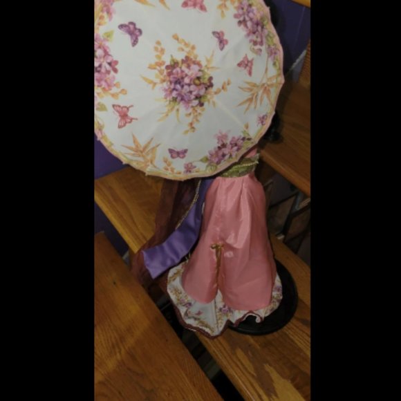 18" Tall Porcelain China Doll With Umbrella - Picture 7 of 9